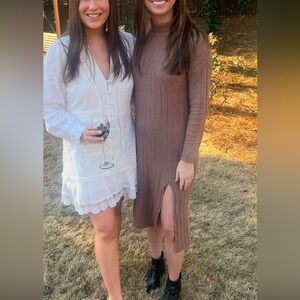 Abercrombie and Fitch Easy-Fitting Midi Sweater Dress